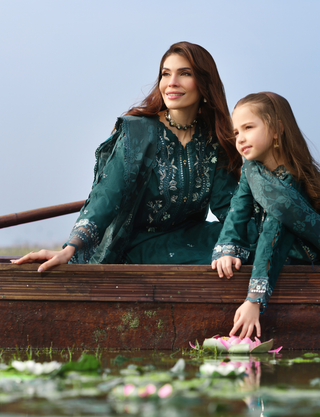 MnDaughter-Eid-Teal-003