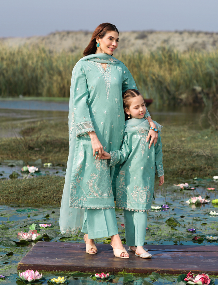 MnDaughter-Eid-Aqua-002