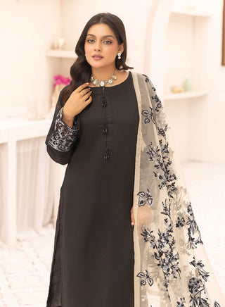 Rehar-Black-001