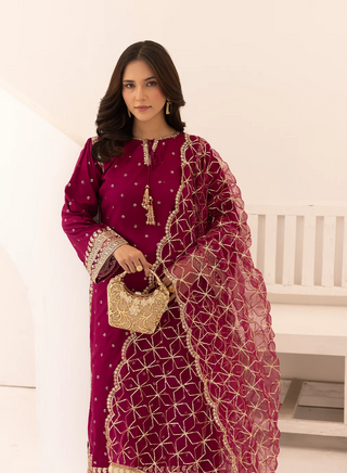 Charisma-Burgundy-003