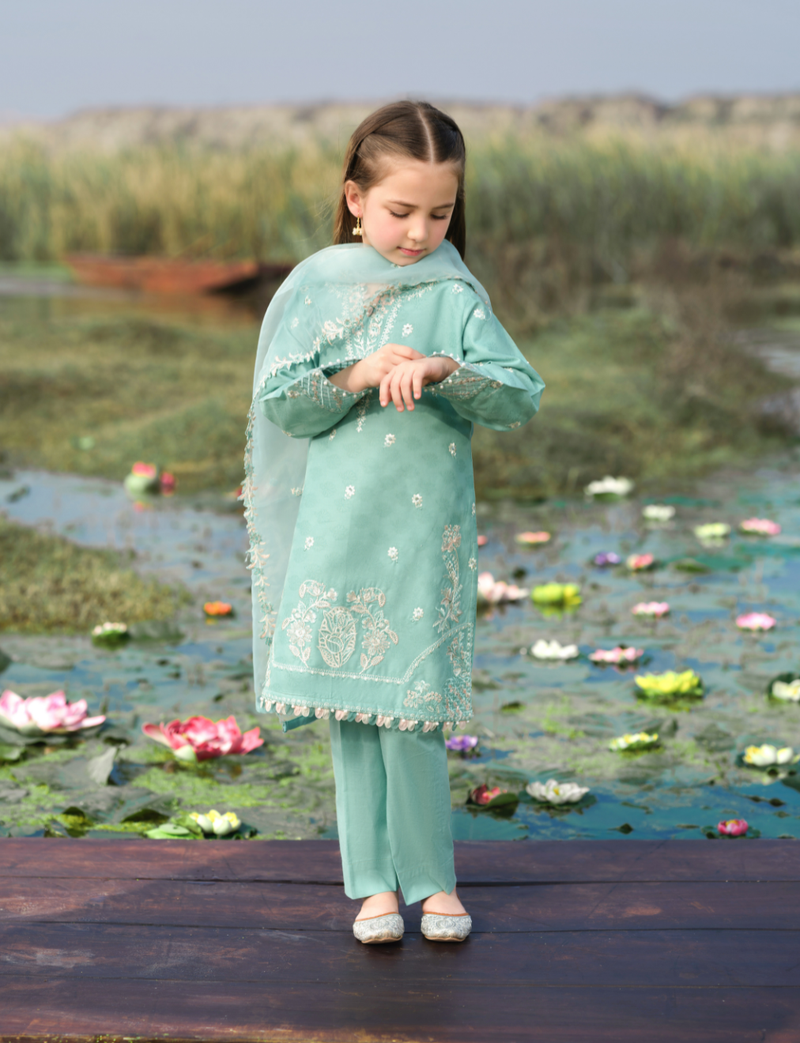 Kid-Eid-Aqua-002