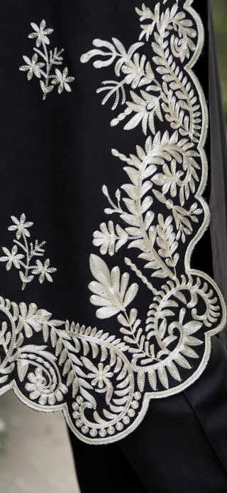 Black Raniya.h 3pc Linen Suit