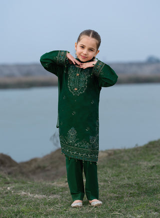 MnDaughter-Eid Bottle Green-007