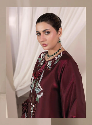 Essence-Red-005