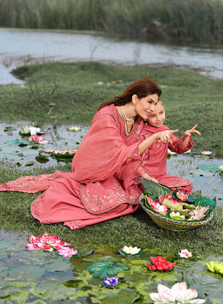 MnDaughter-Eid- Pink-005