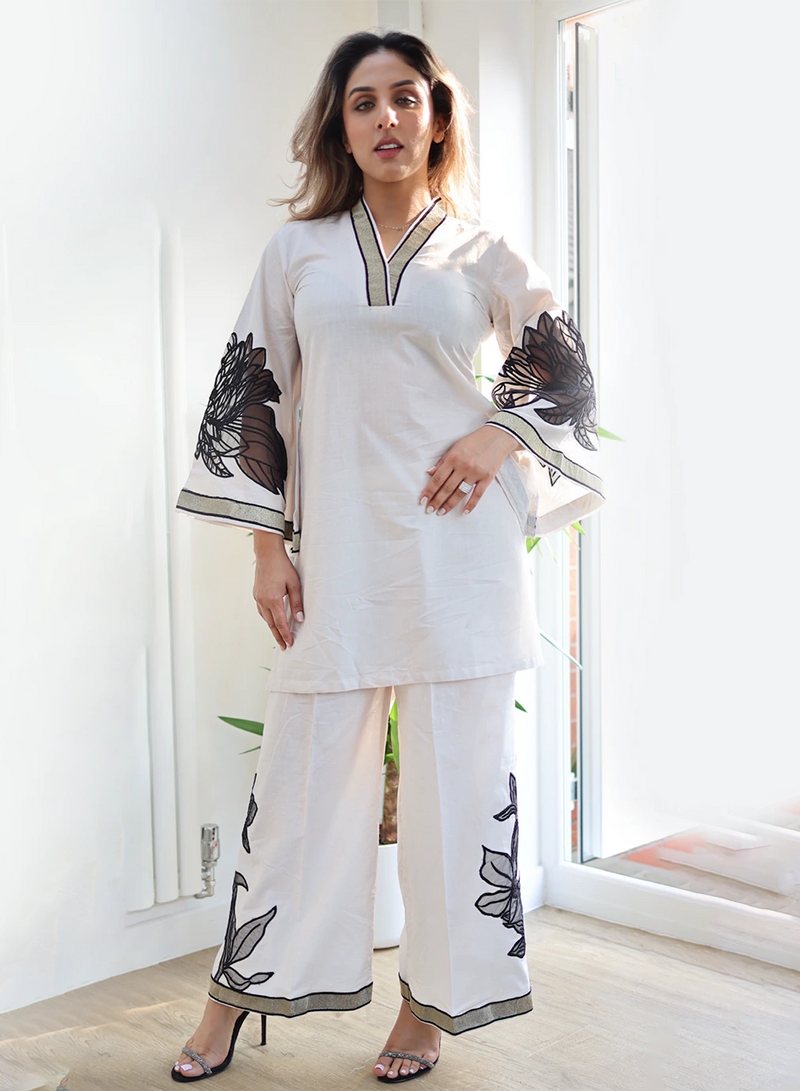 Sb-Sum2pc-Off White-004