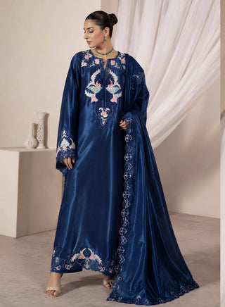 Essence-Blue-006