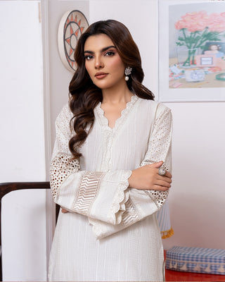 Off-White 2pc Readymade Lawn Suit