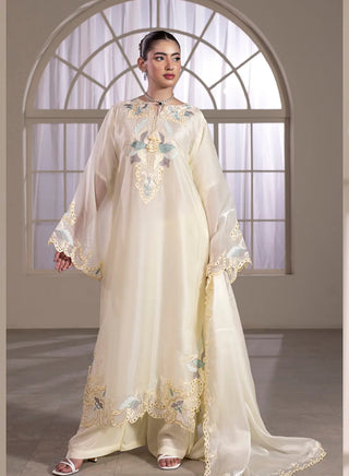 Essence-Ivory-001