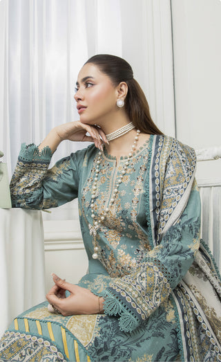 Mint Ally’s Khaddar Suit