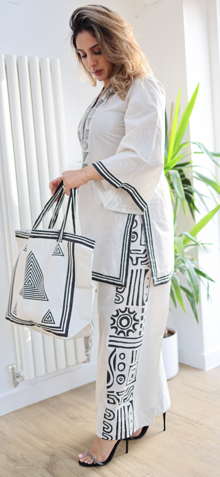 OffWhite 2pc Readymade Cotton Suit with Bag