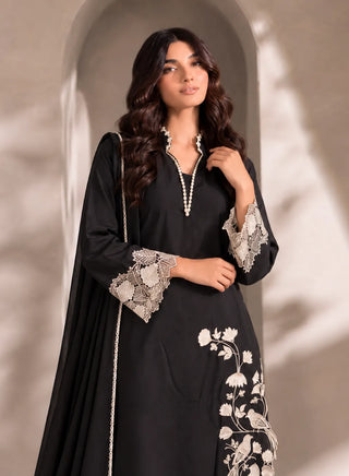Fanaa-Black