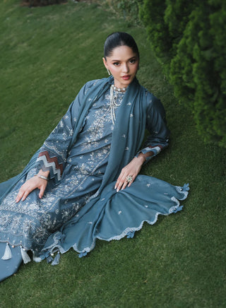 Lilly-MnD-Blue-002