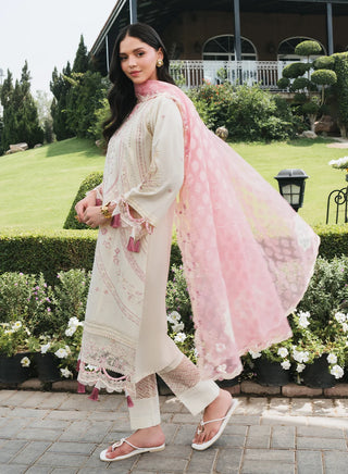 Lilly-MnD-Off White-005