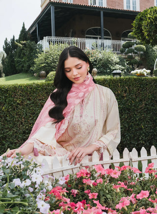 Lilly-MnD-Off White-005