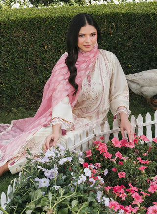 Lilly-MnD-Off White-005
