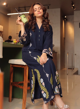 Serena-Navy-005