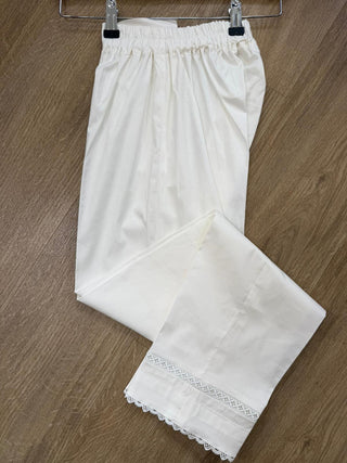 Tr-White-008