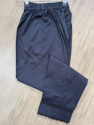 Tr-Black-002